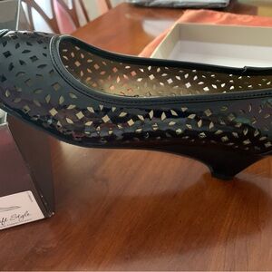 Hush Puppies Black Cutout Heels